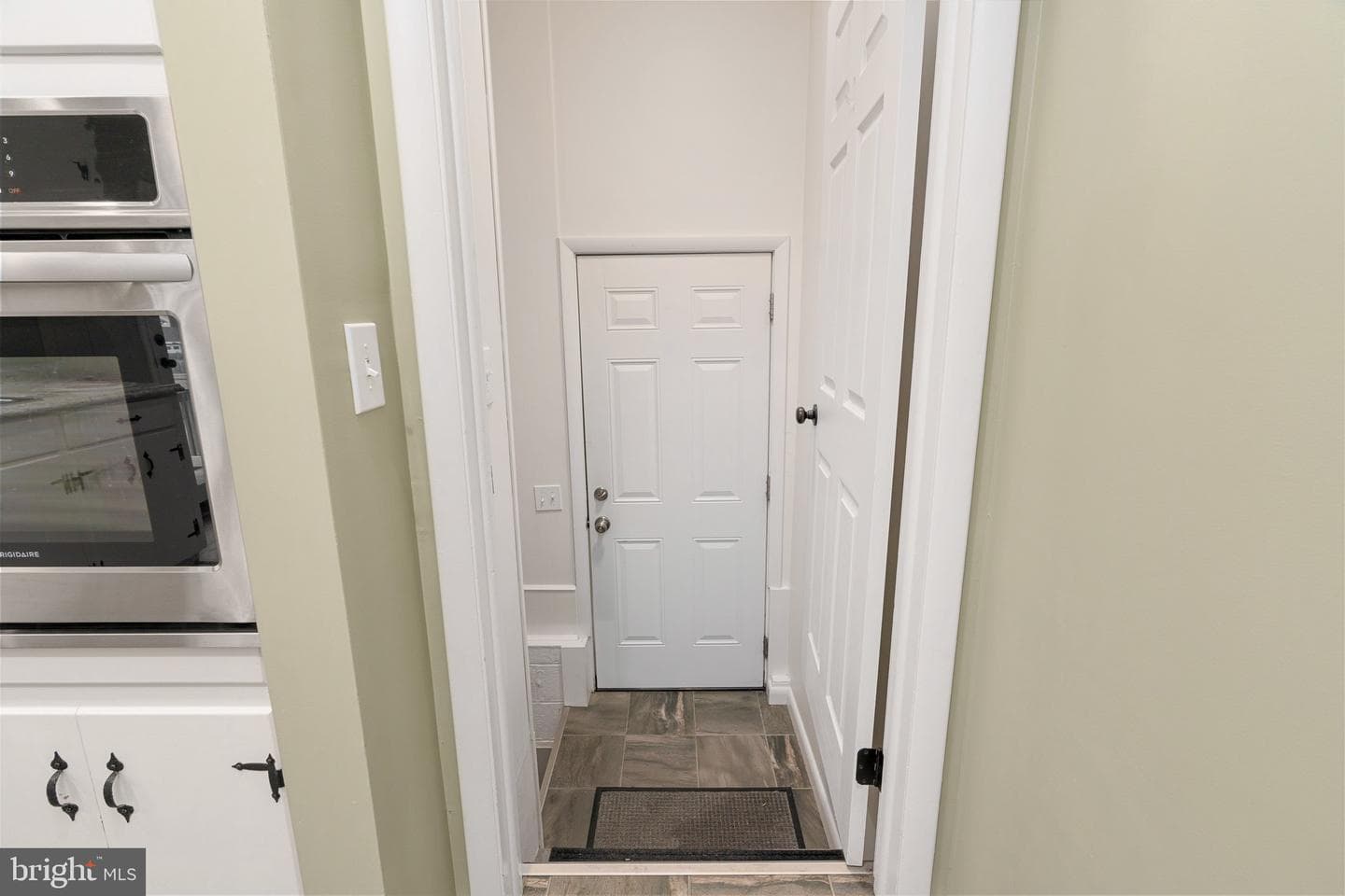 117 Laurel Avenue photo 36