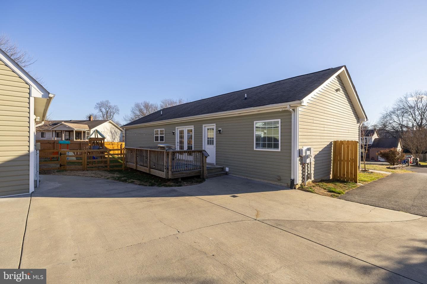 1211 Dewberry Drive photo 40
