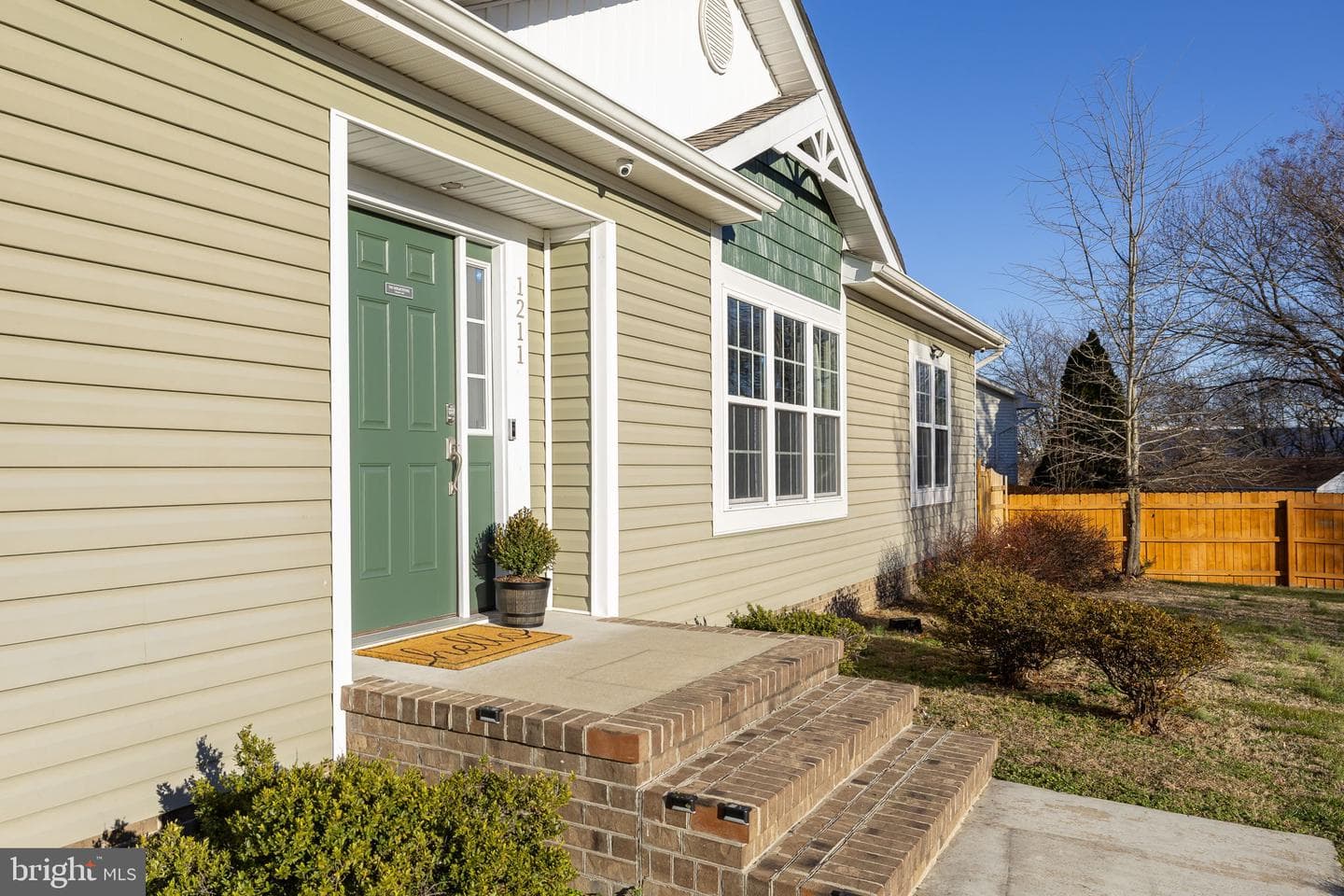 1211 Dewberry Drive photo 7