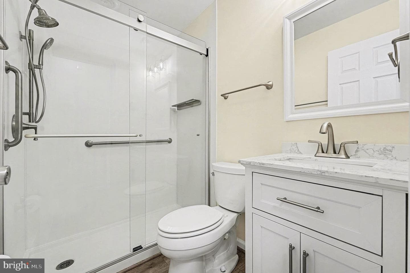 408 Hamilton Street photo 13