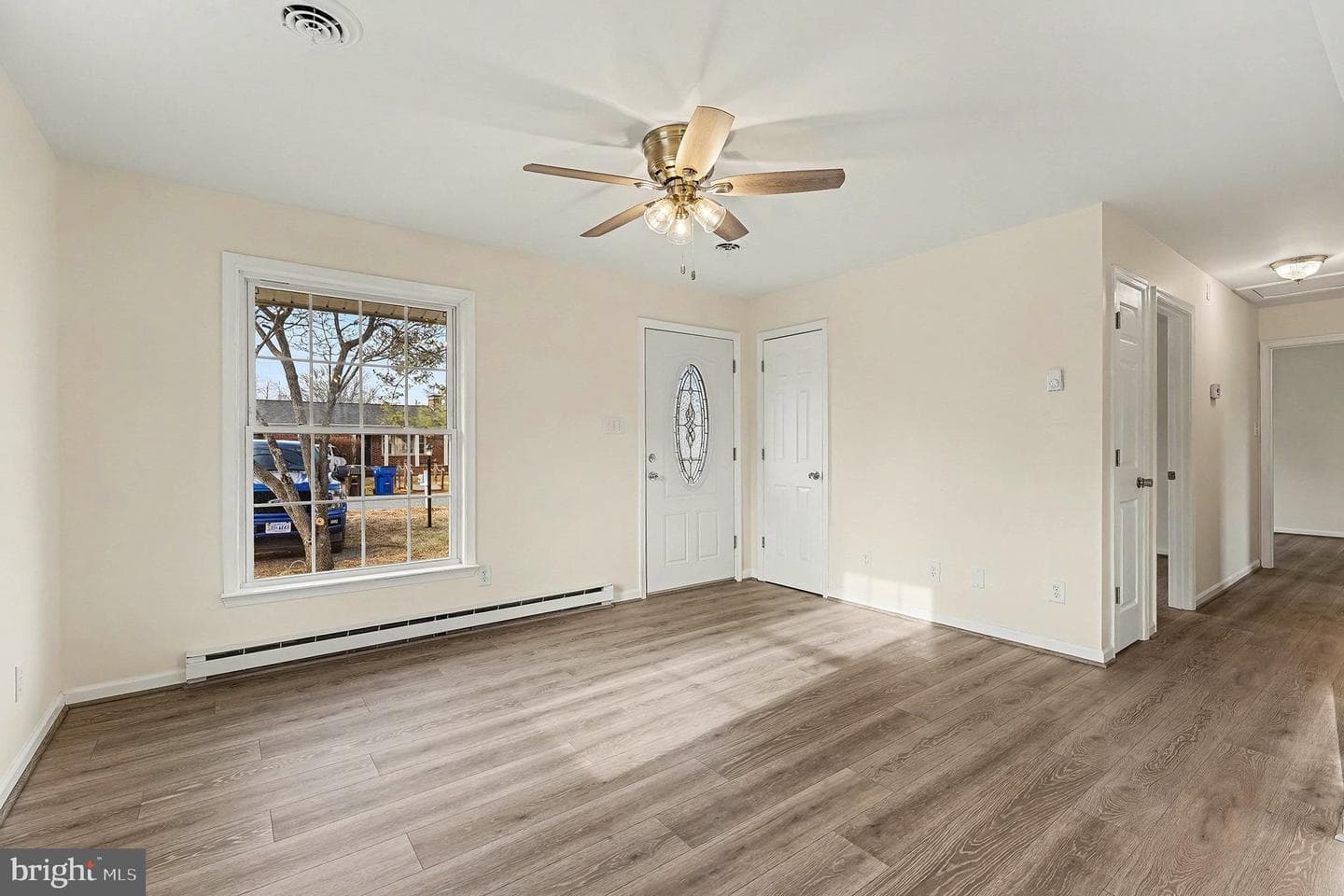 408 Hamilton Street photo 5