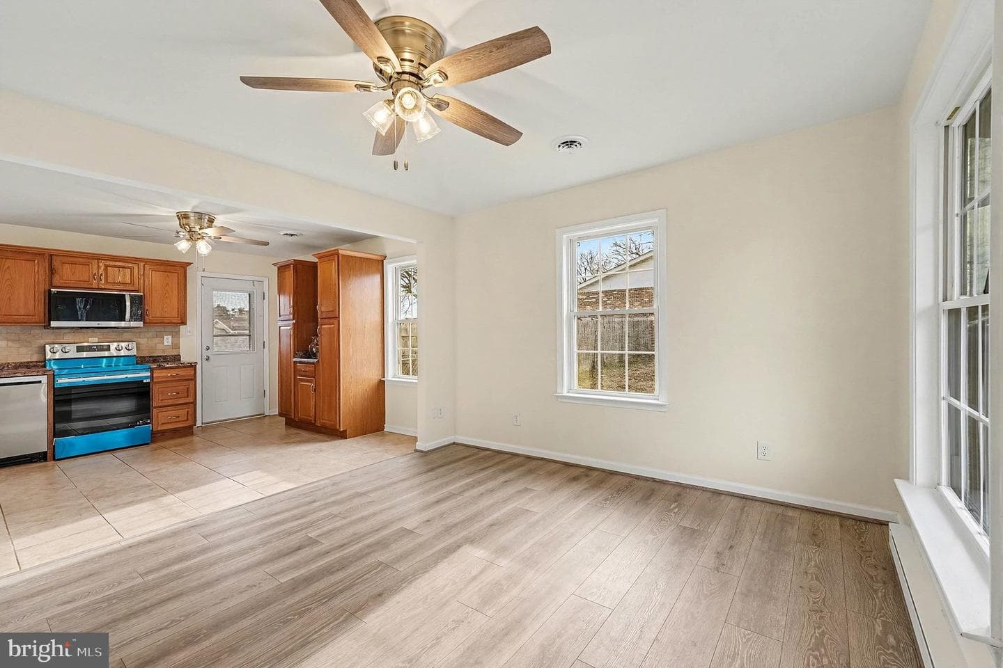 408 Hamilton Street photo 6