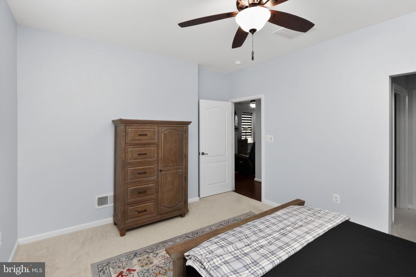 9724 Balls Bluff Drive photo 21