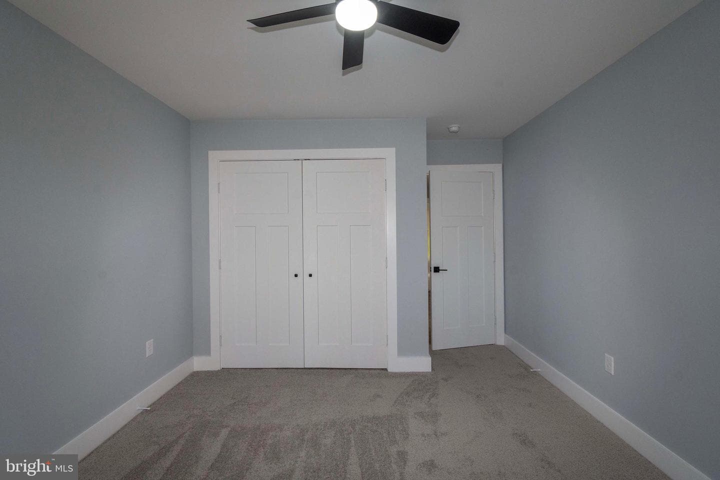 15409 Drummers Lane photo 25
