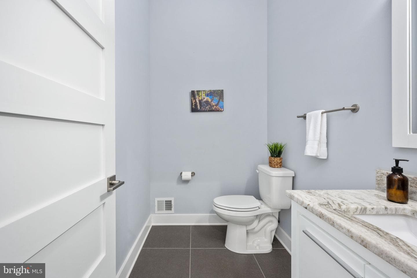 9813 Chessmans Court photo 42