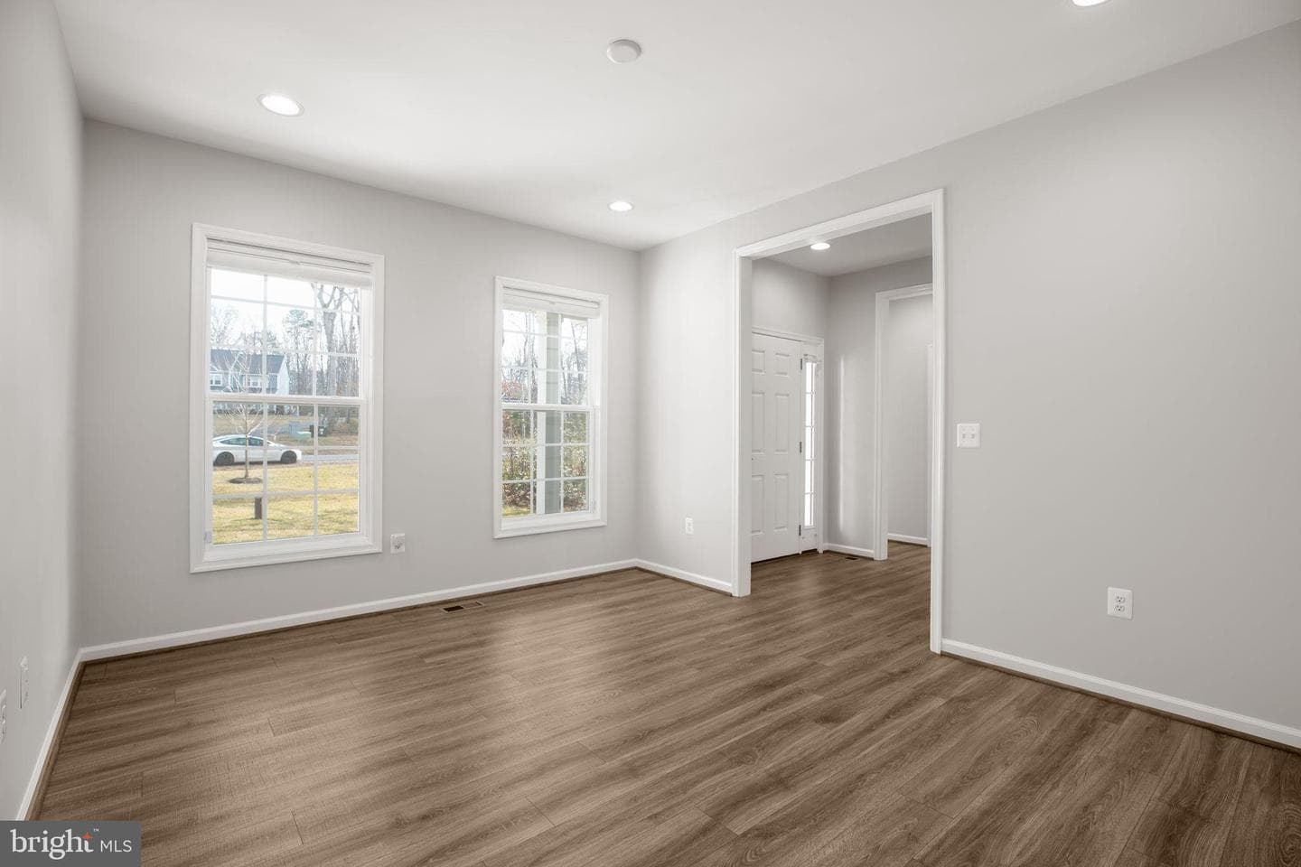 8005 Ashford Drive photo 32