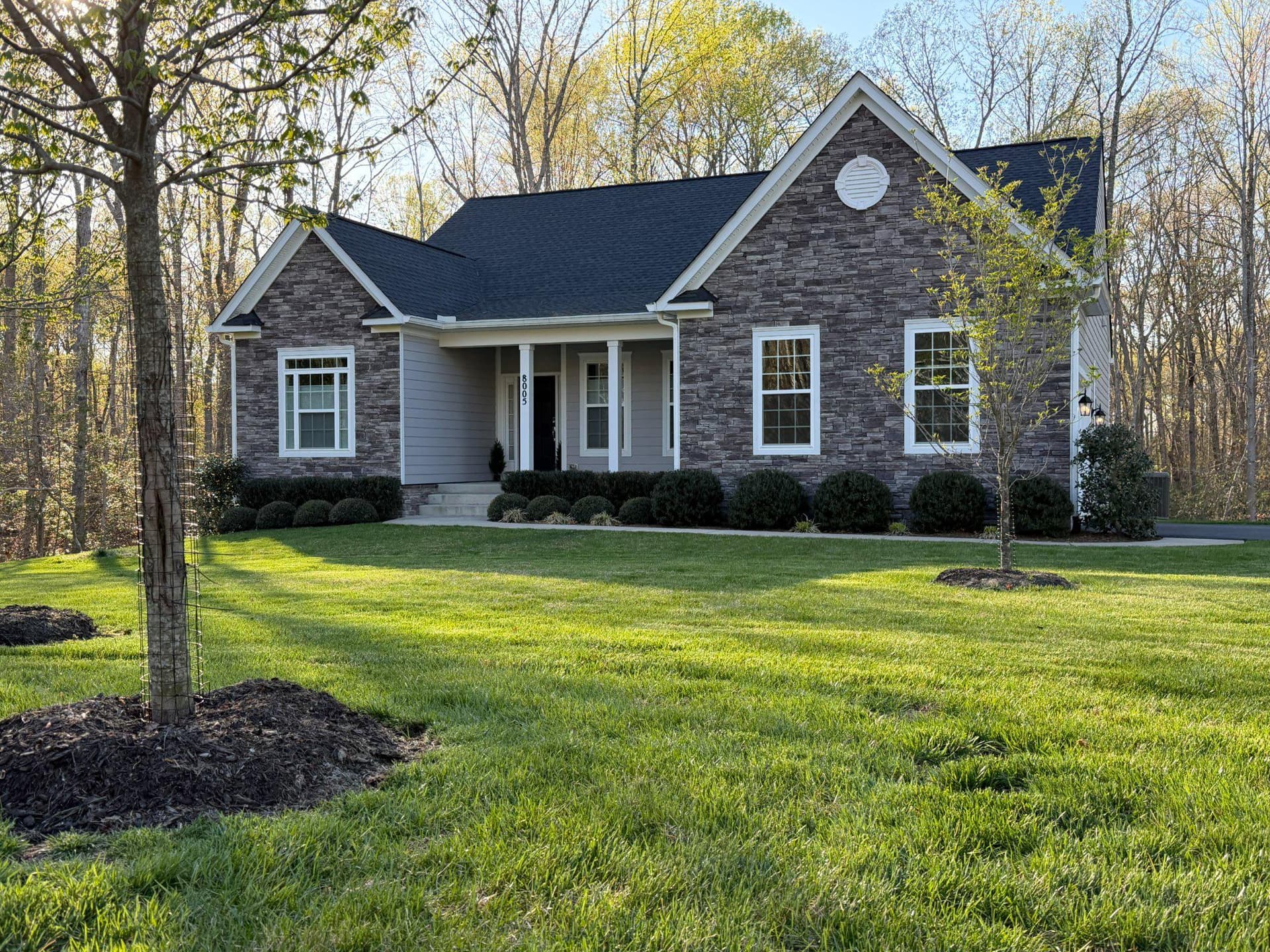 8005 Ashford Drive photo 4
