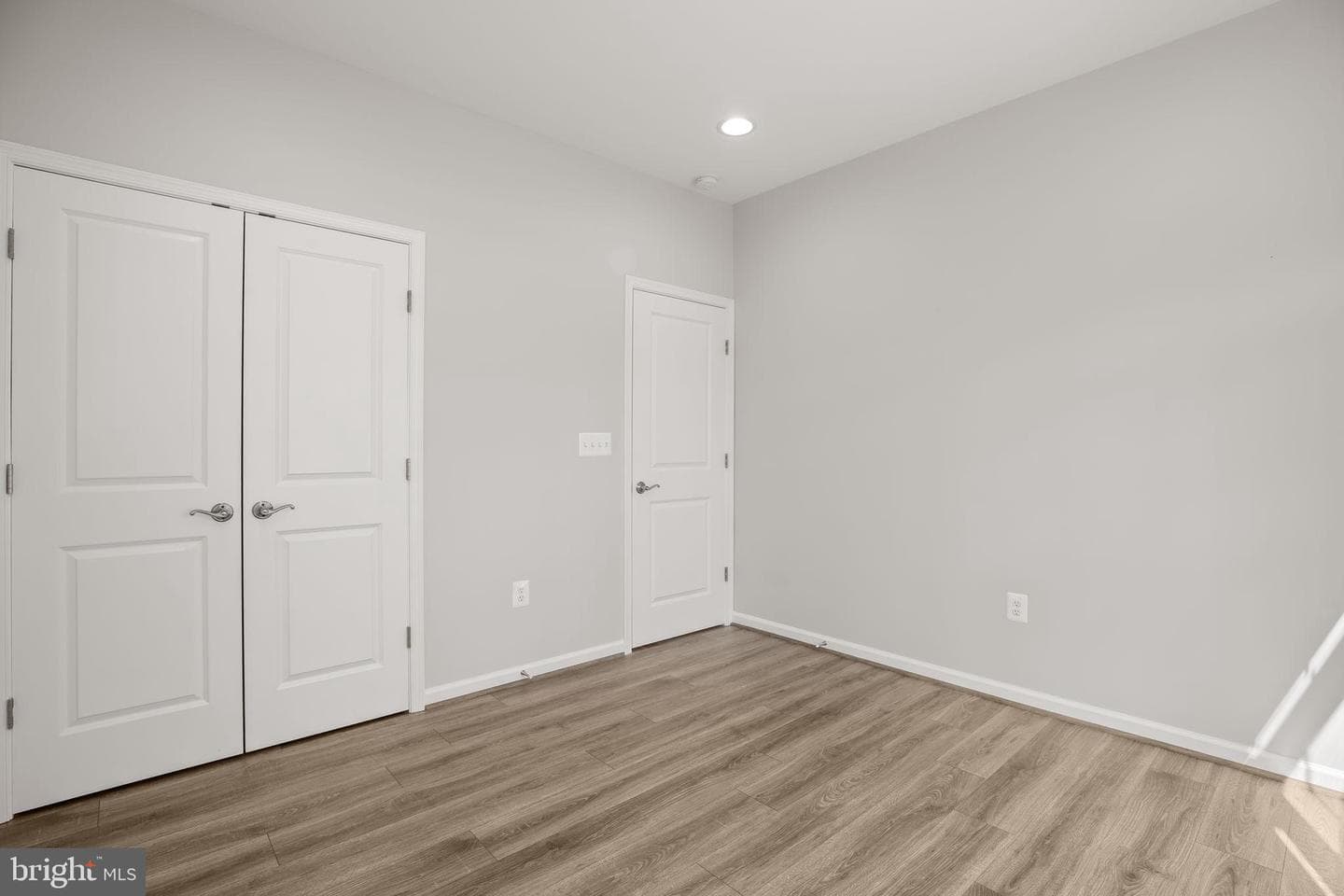 8005 Ashford Drive photo 42