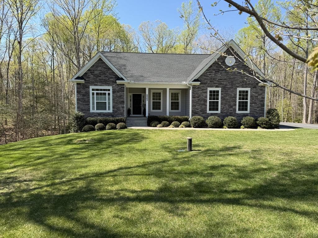 8005 Ashford Drive photo 6