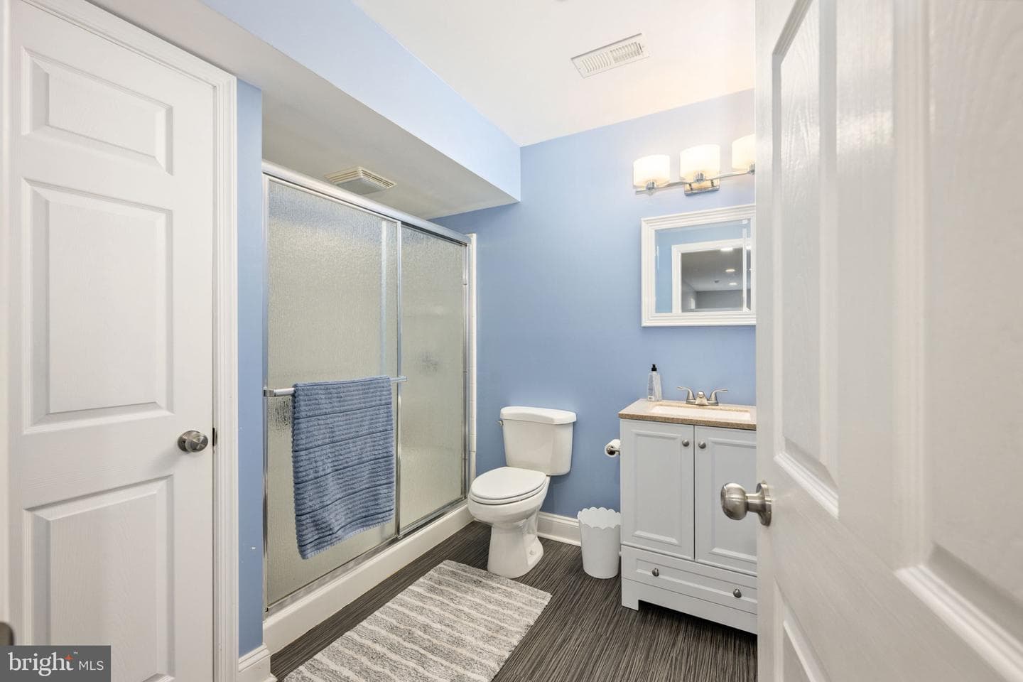 2615 Glendas Way photo 59