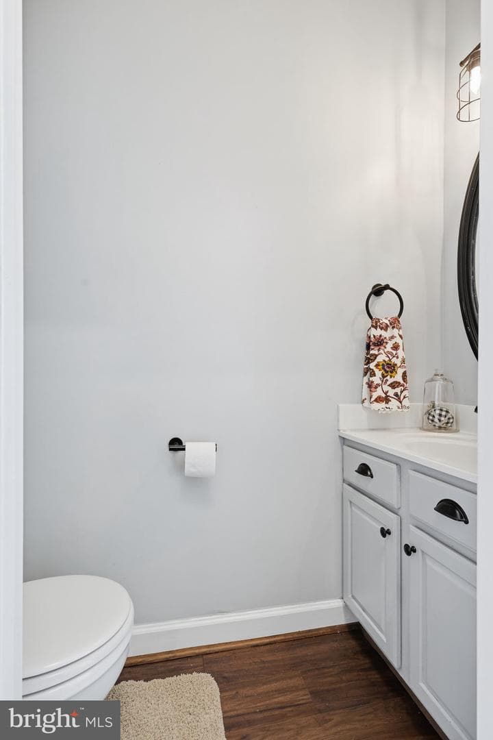 11814 Geranium Street photo 9