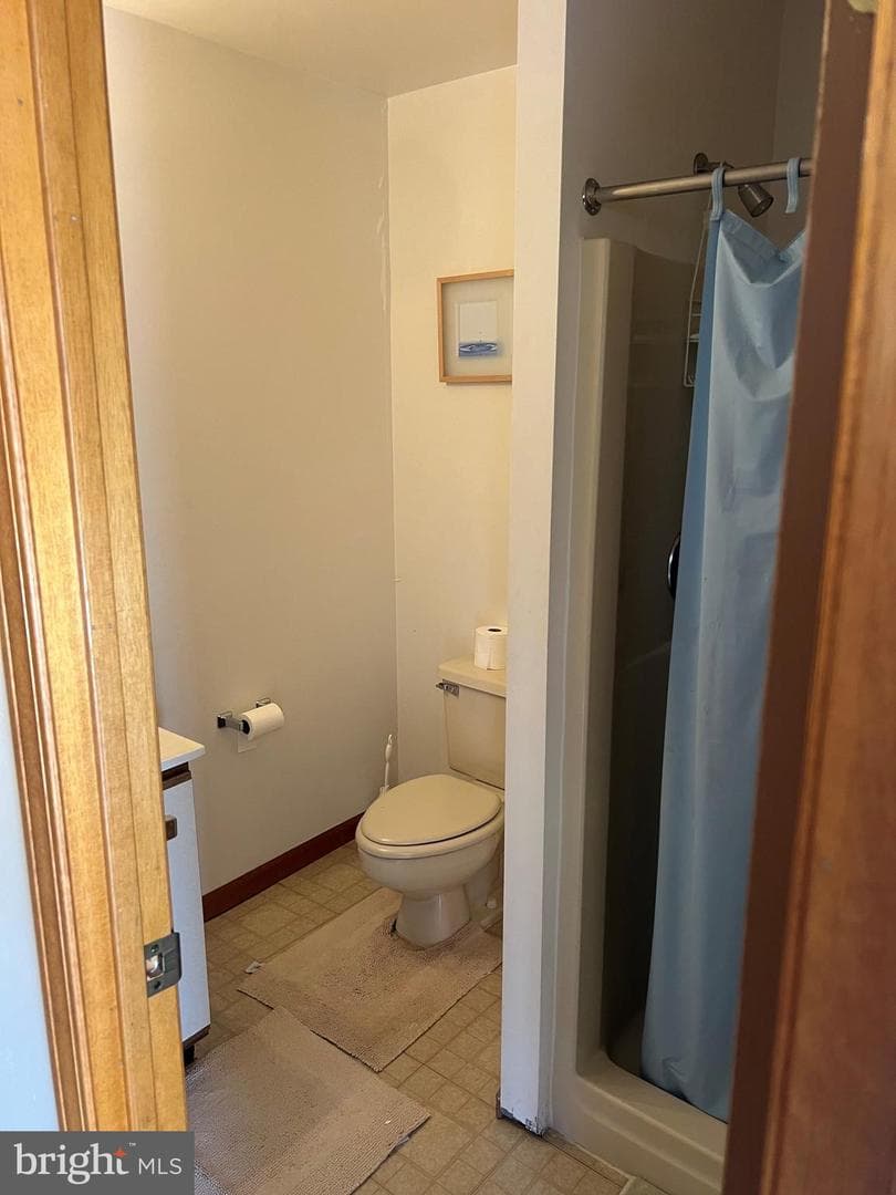 5404 Spinnaker Way photo 18