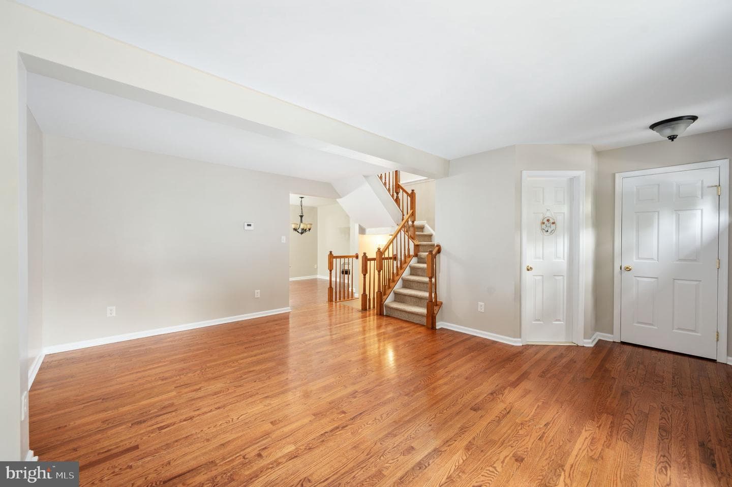 9705 Becker Court photo 11