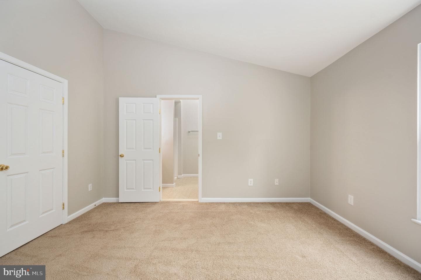 9705 Becker Court photo 30