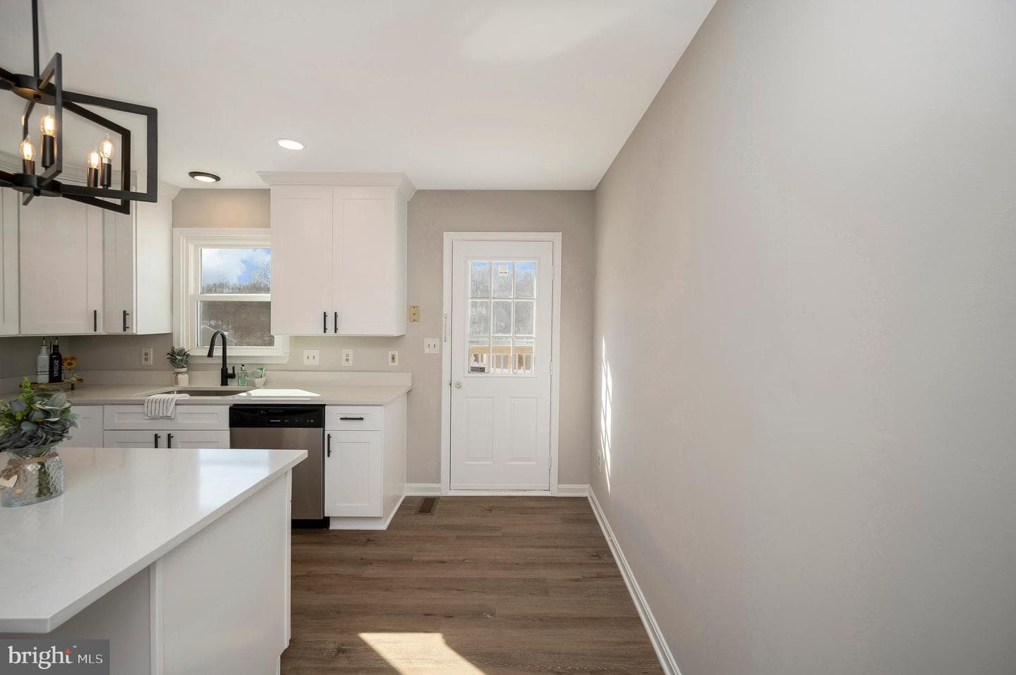 8006 Blossom Wood Court photo 15