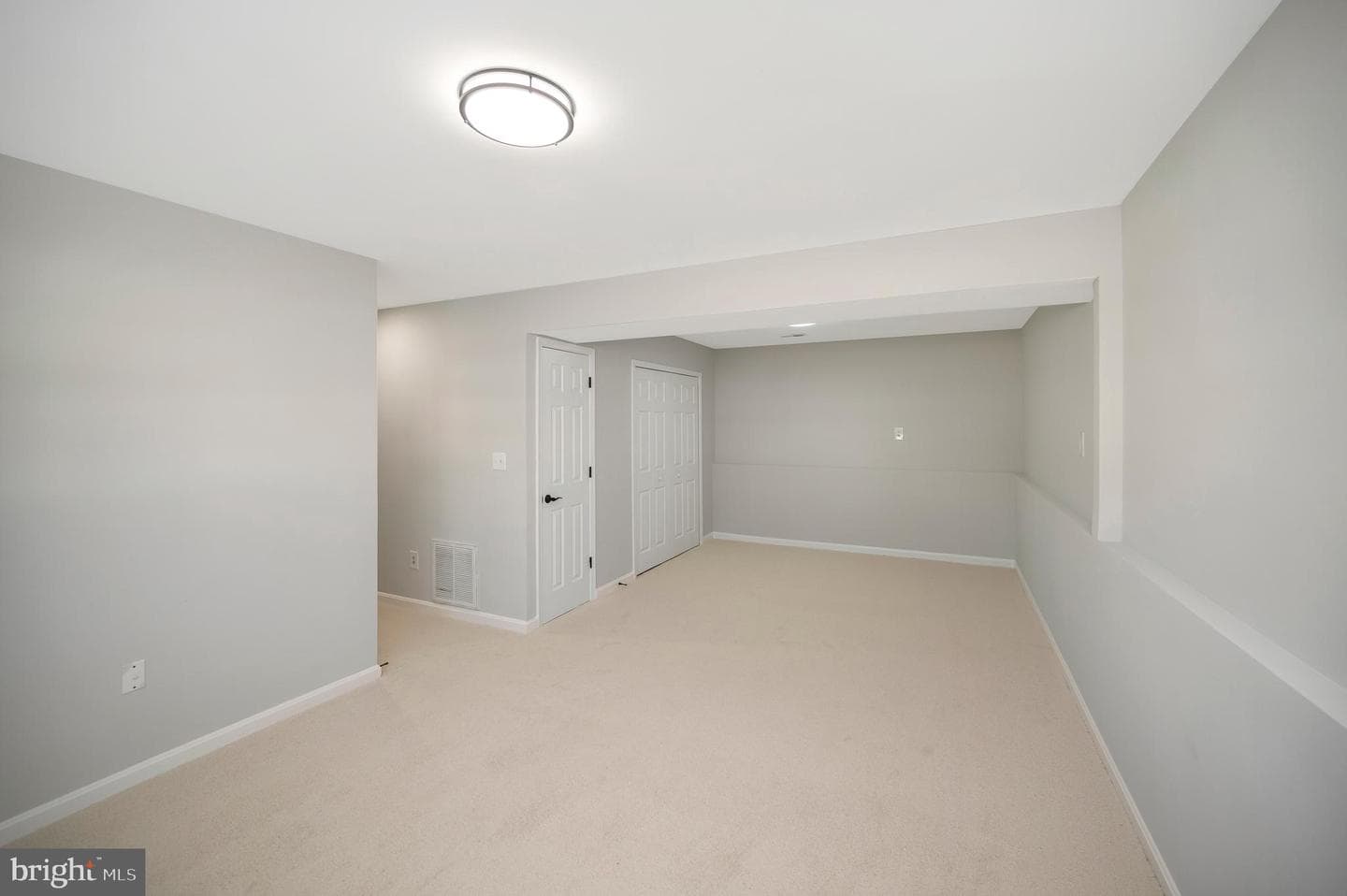 8006 Blossom Wood Court photo 32