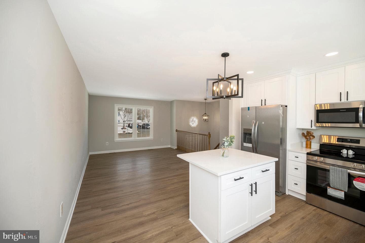 8006 Blossom Wood Court photo 9
