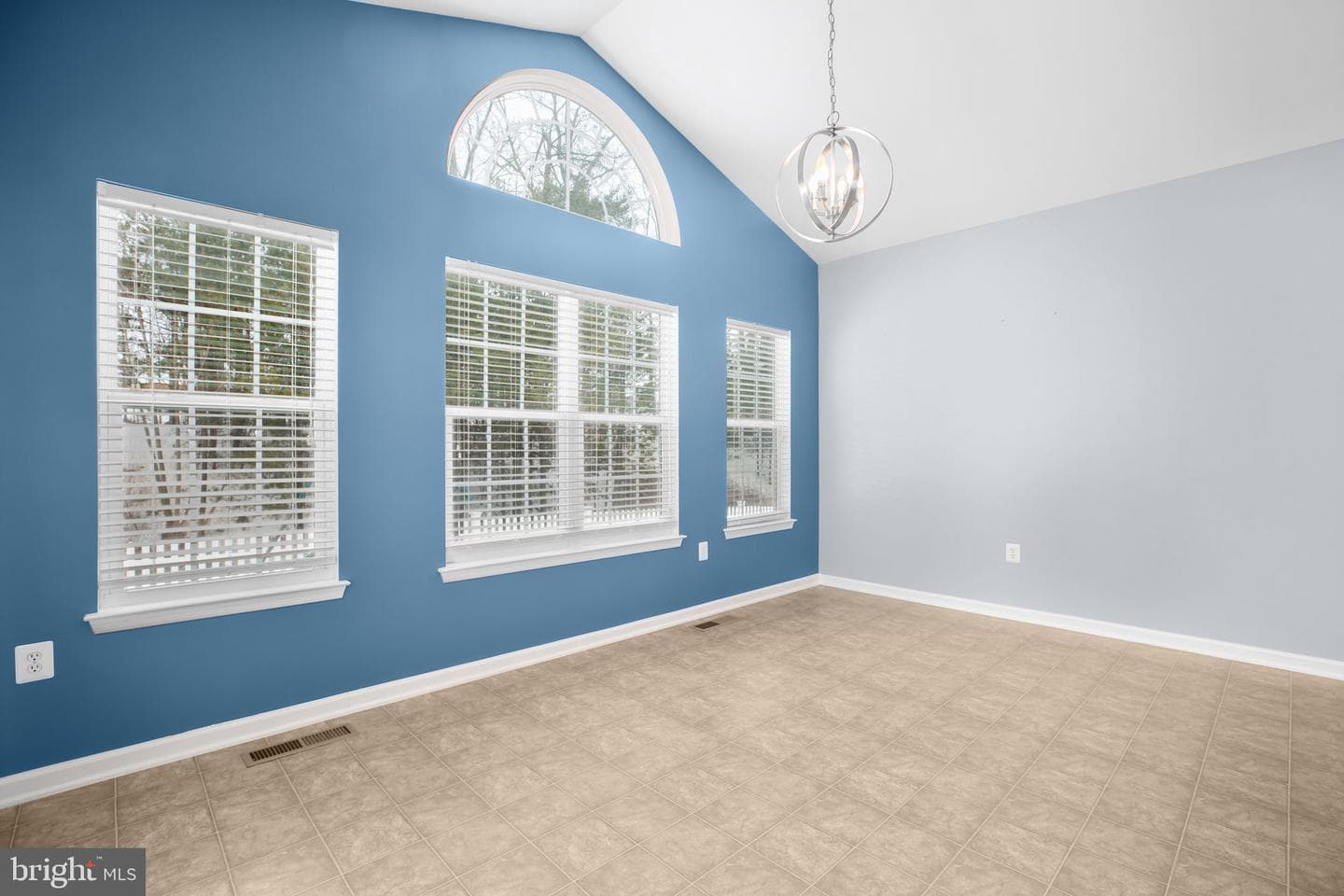 5825 Deep Creek Drive photo 10