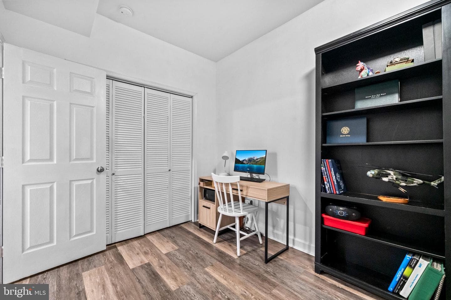 8002 Sourwood Court photo 30