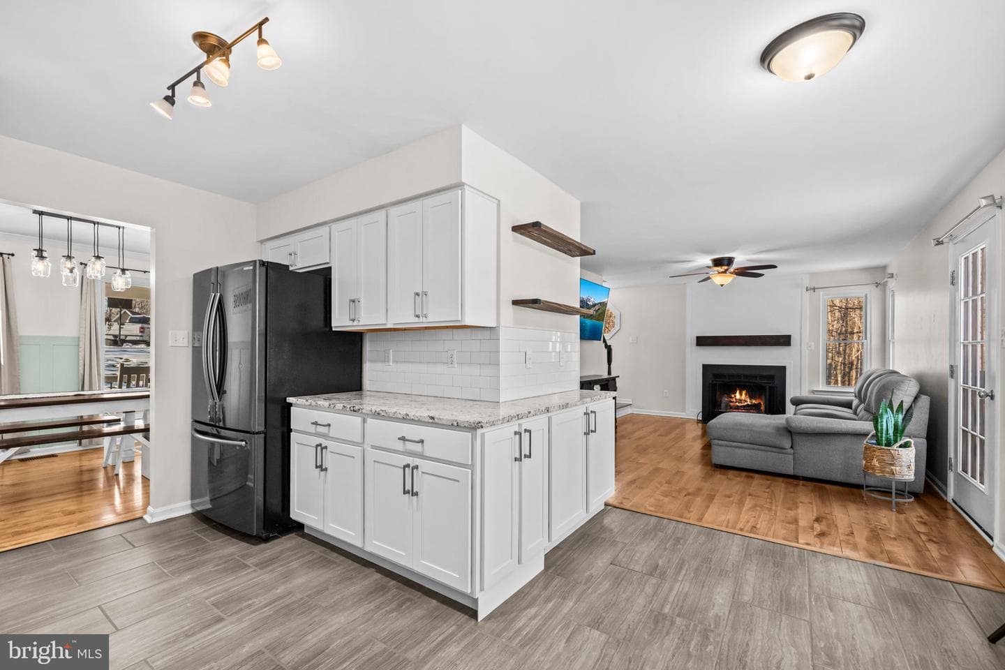 8002 Sourwood Court photo 6