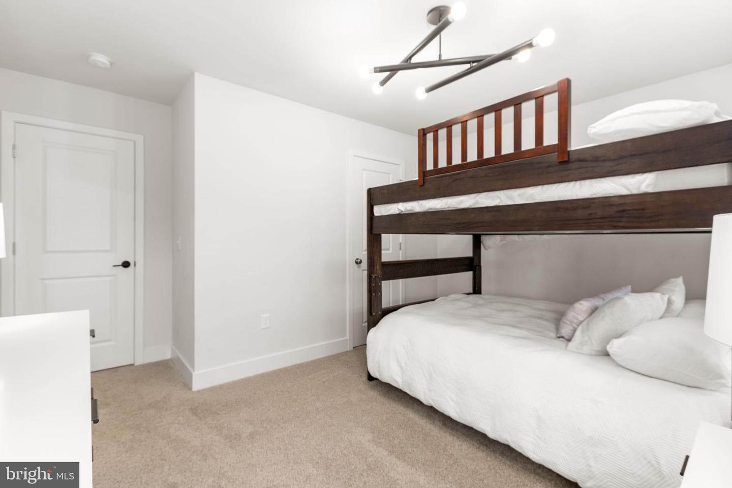 6107 Belmont Road photo 30