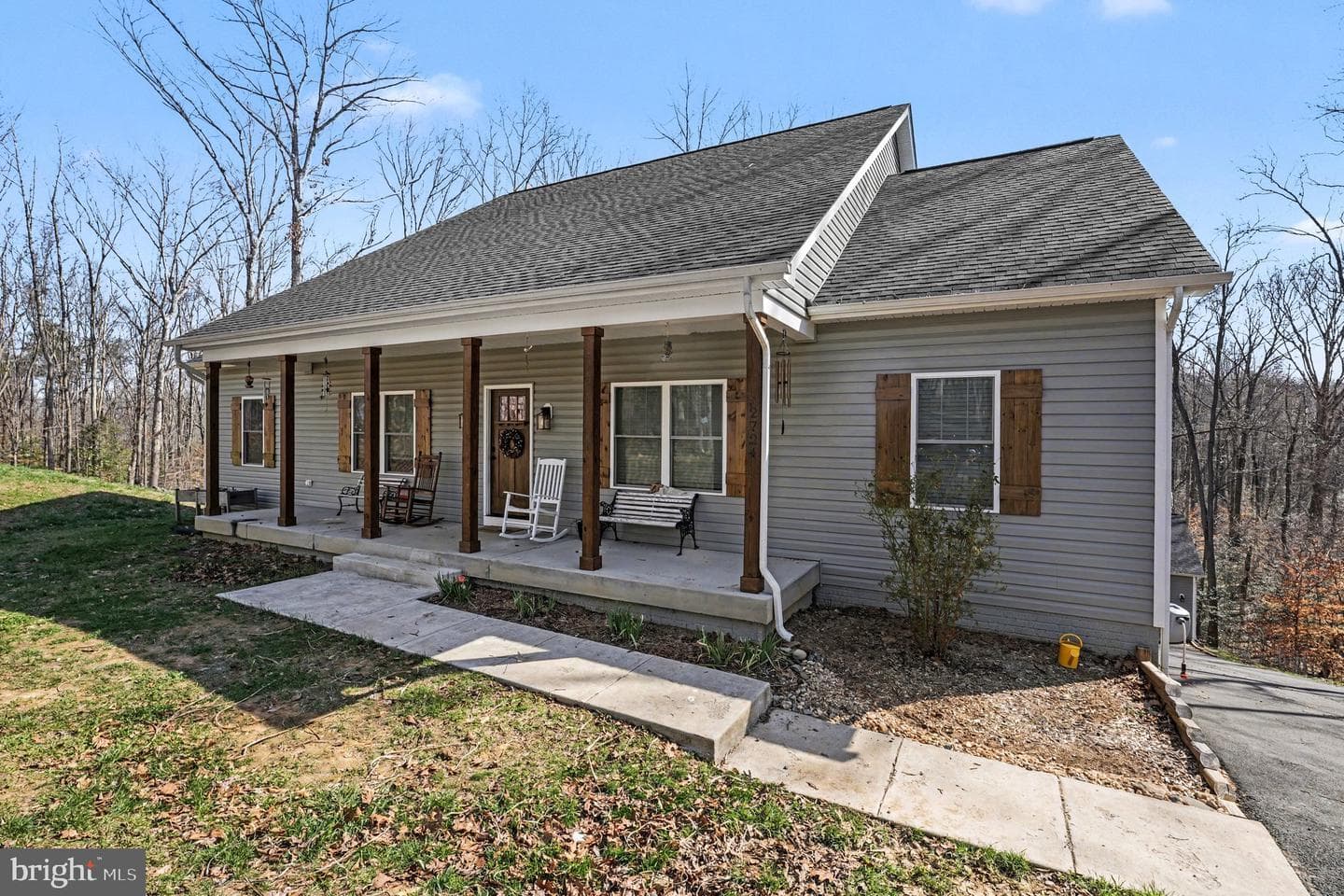 2724 Patriot Lane photo 3
