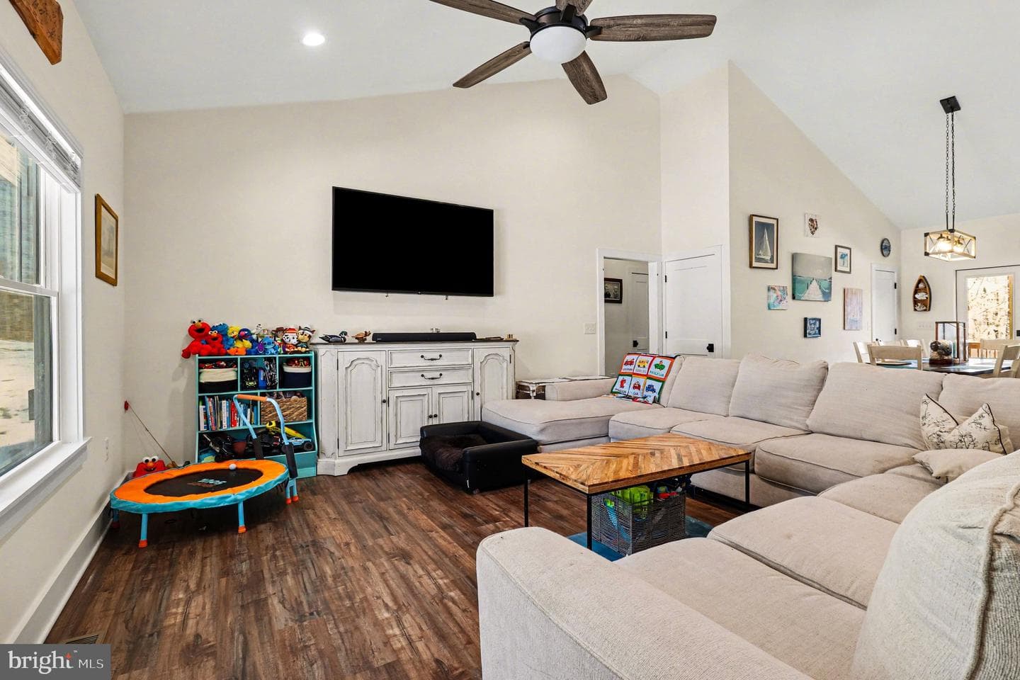 2724 Patriot Lane photo 9