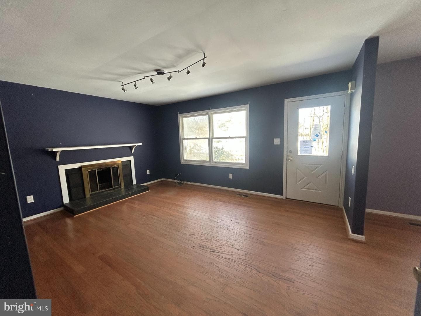 12609 Wesley Drive photo 2