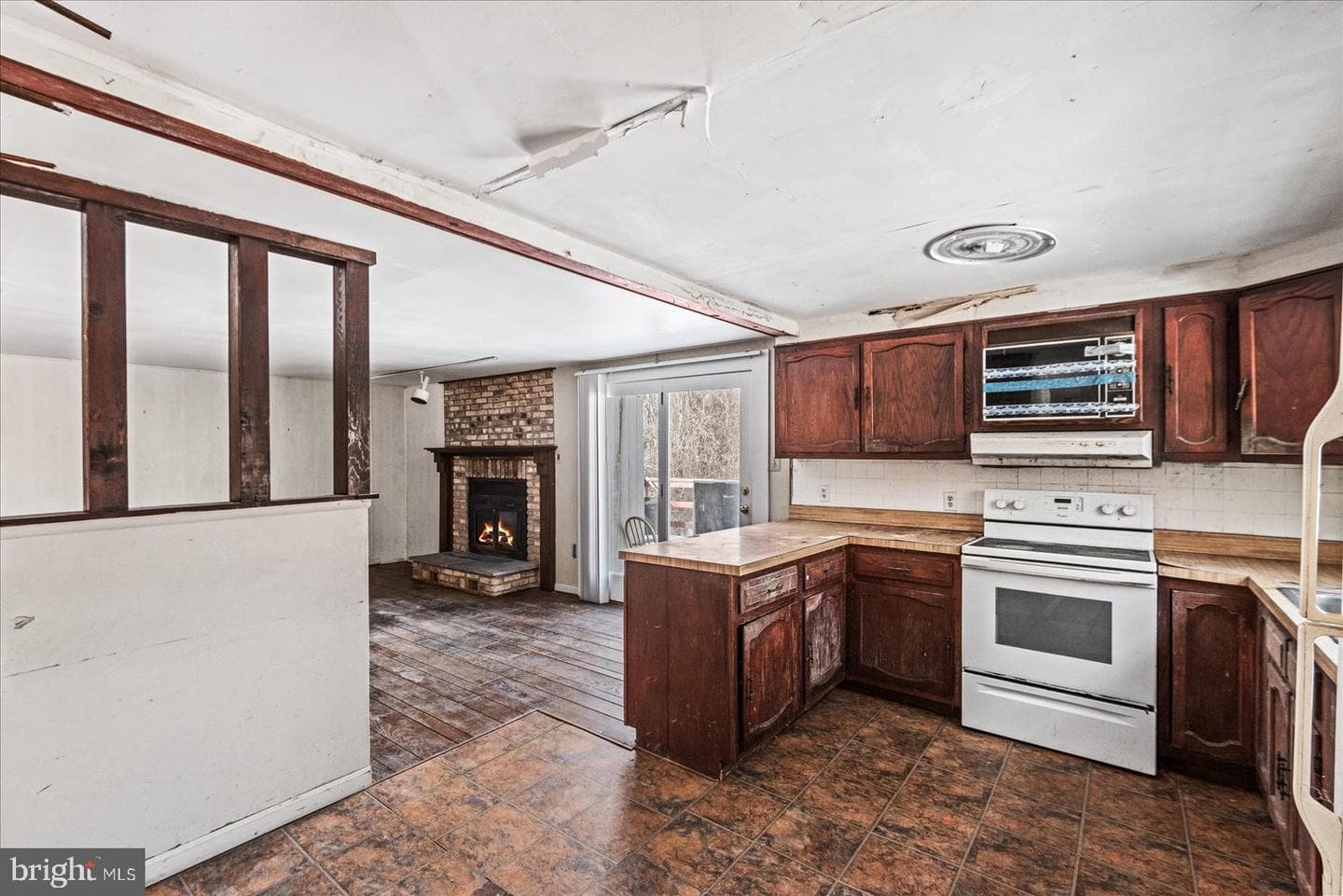 9301 Antler Court photo 4