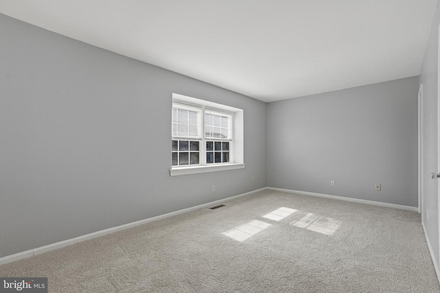311 Clay Street photo 16