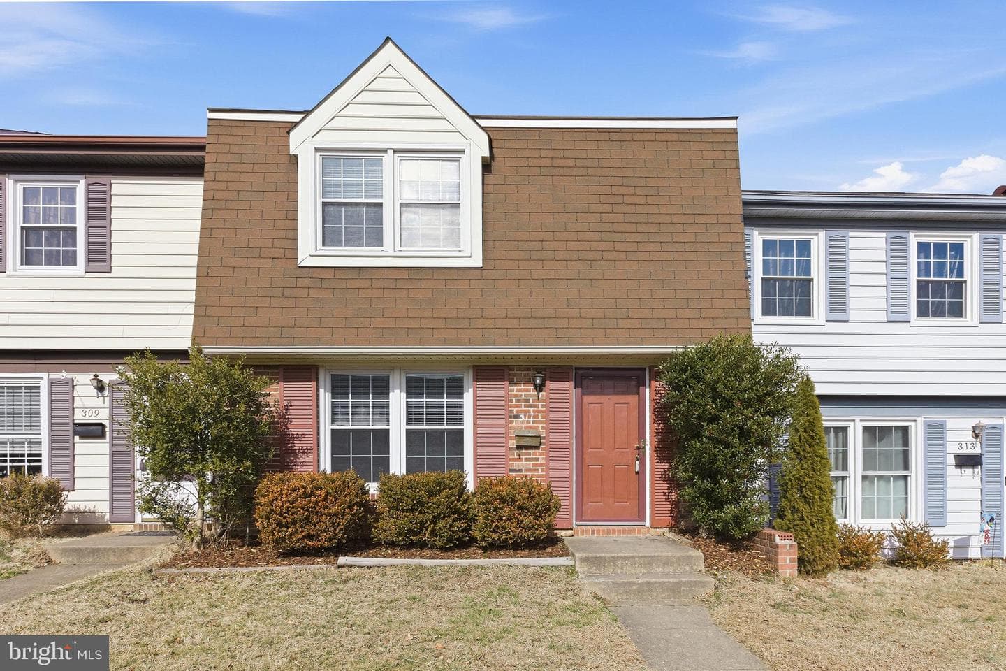 311 Clay Street photo 2