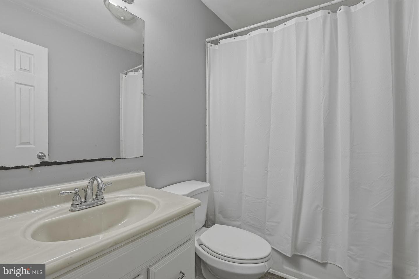 311 Clay Street photo 24