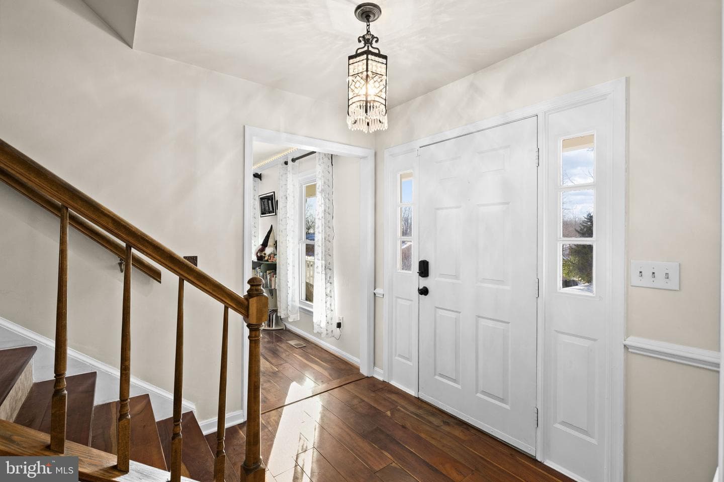 105 Chinaberry Drive photo 2