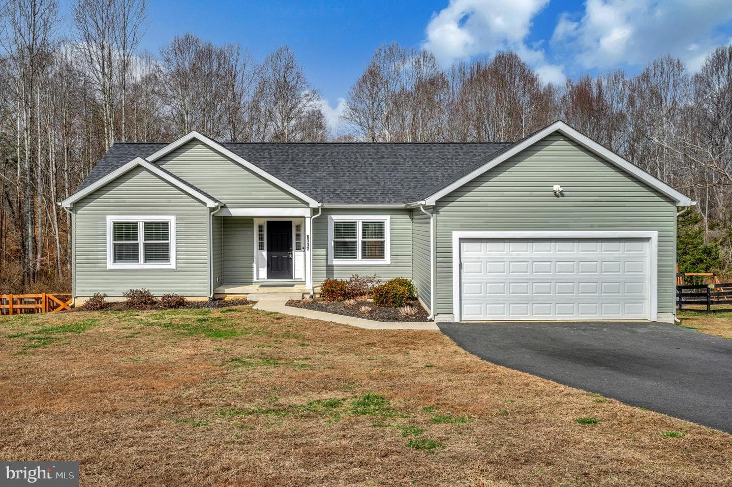 6112 Eds Road photo 3