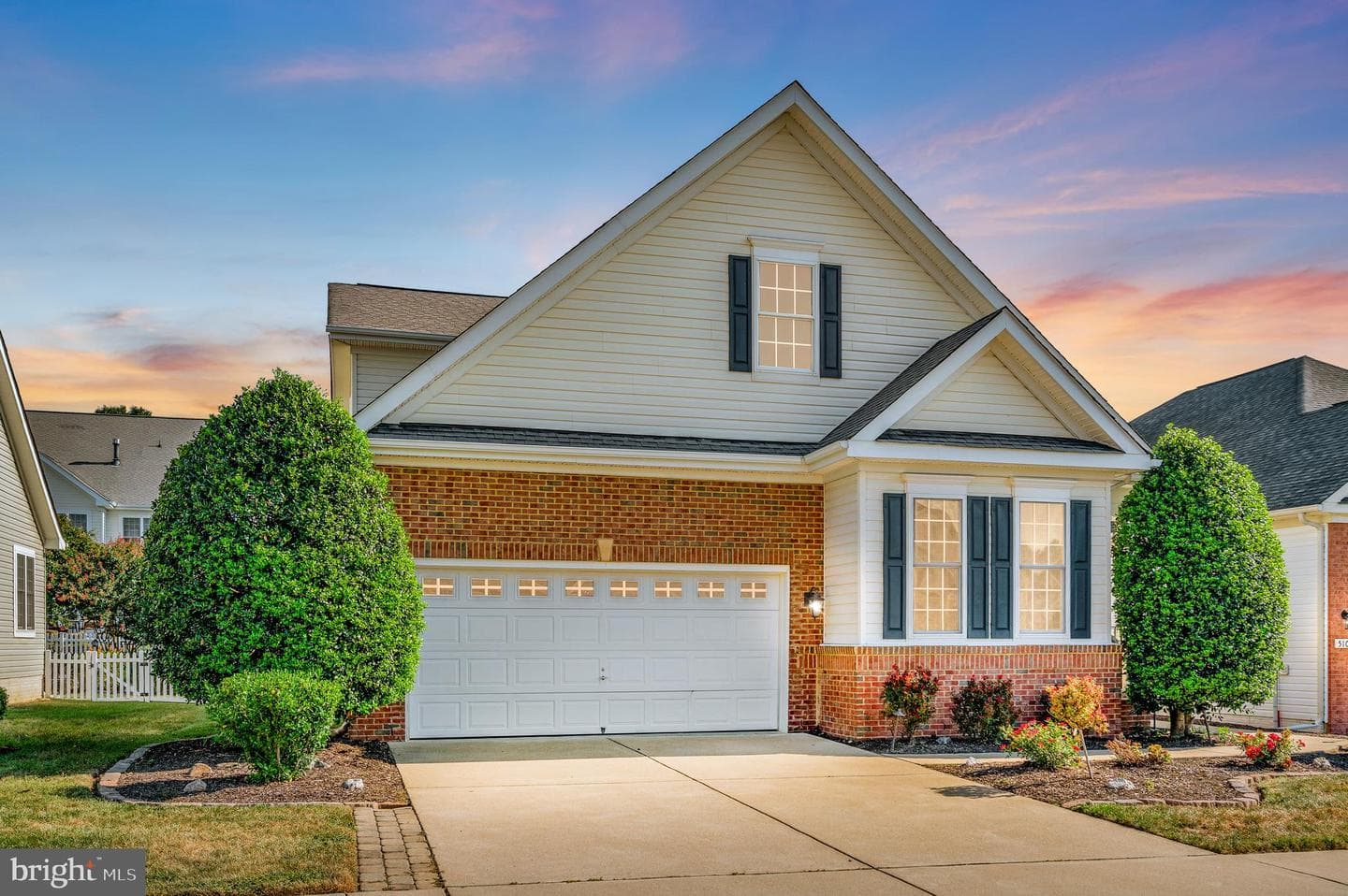 5105 Sewells Pointe Drive photo 1