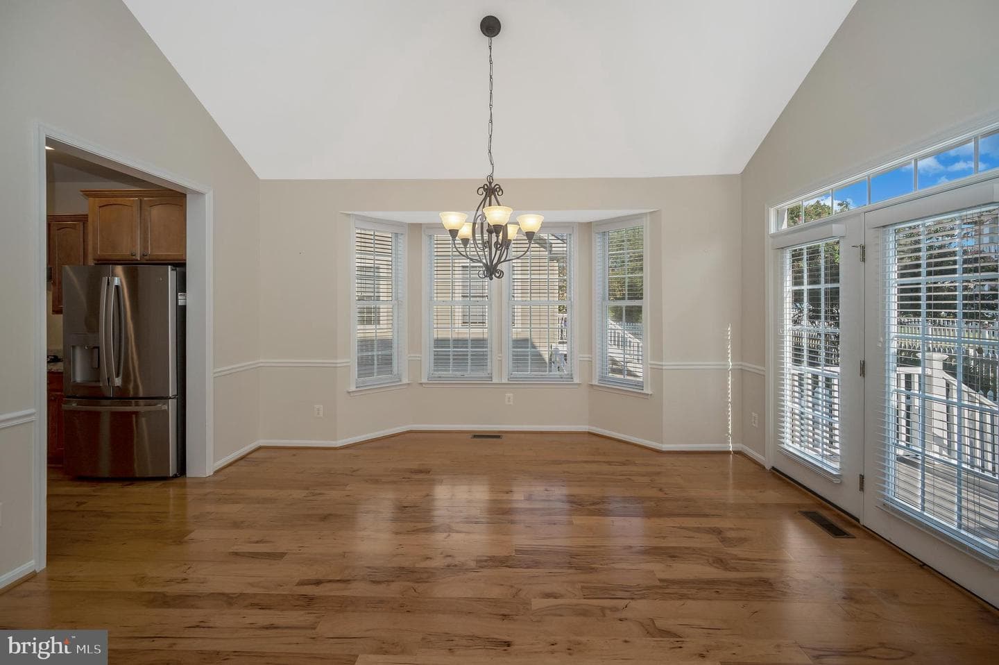 5105 Sewells Pointe Drive photo 13
