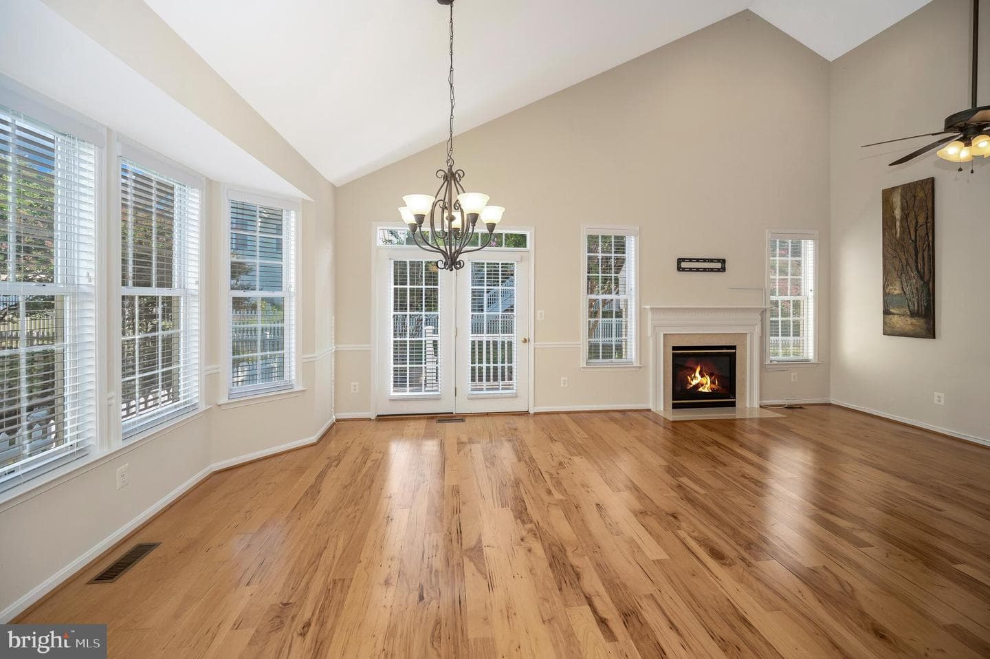 5105 Sewells Pointe Drive photo 16