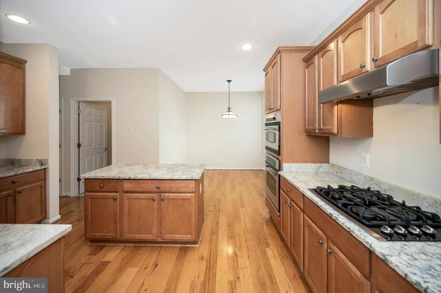 5105 Sewells Pointe Drive photo 20
