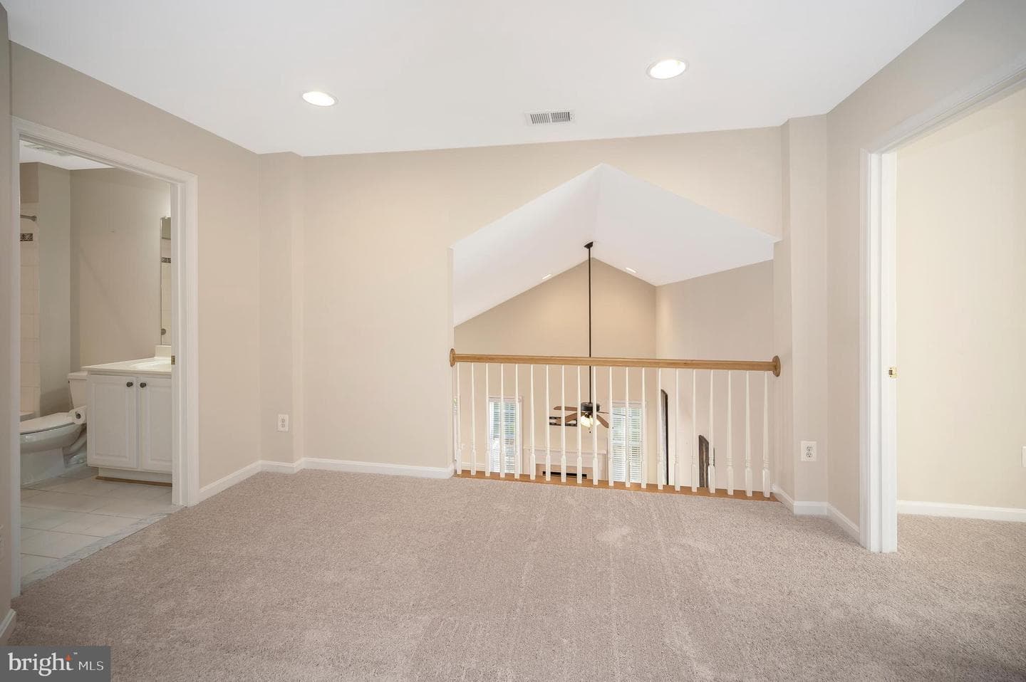5105 Sewells Pointe Drive photo 37