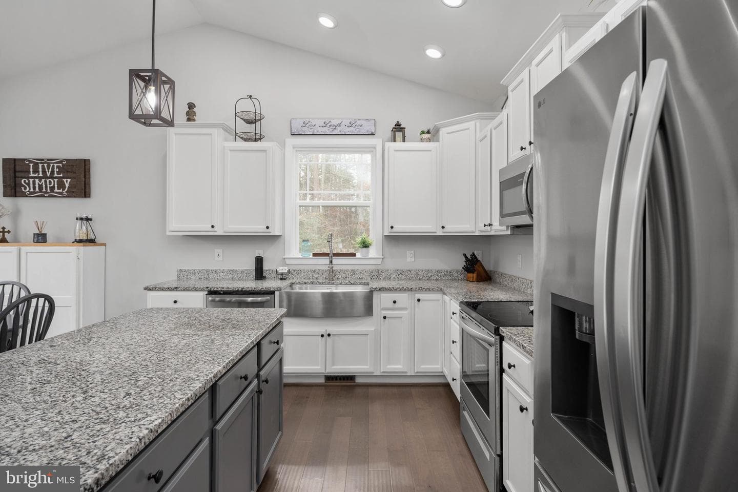 7931 Curtis Lane photo 25
