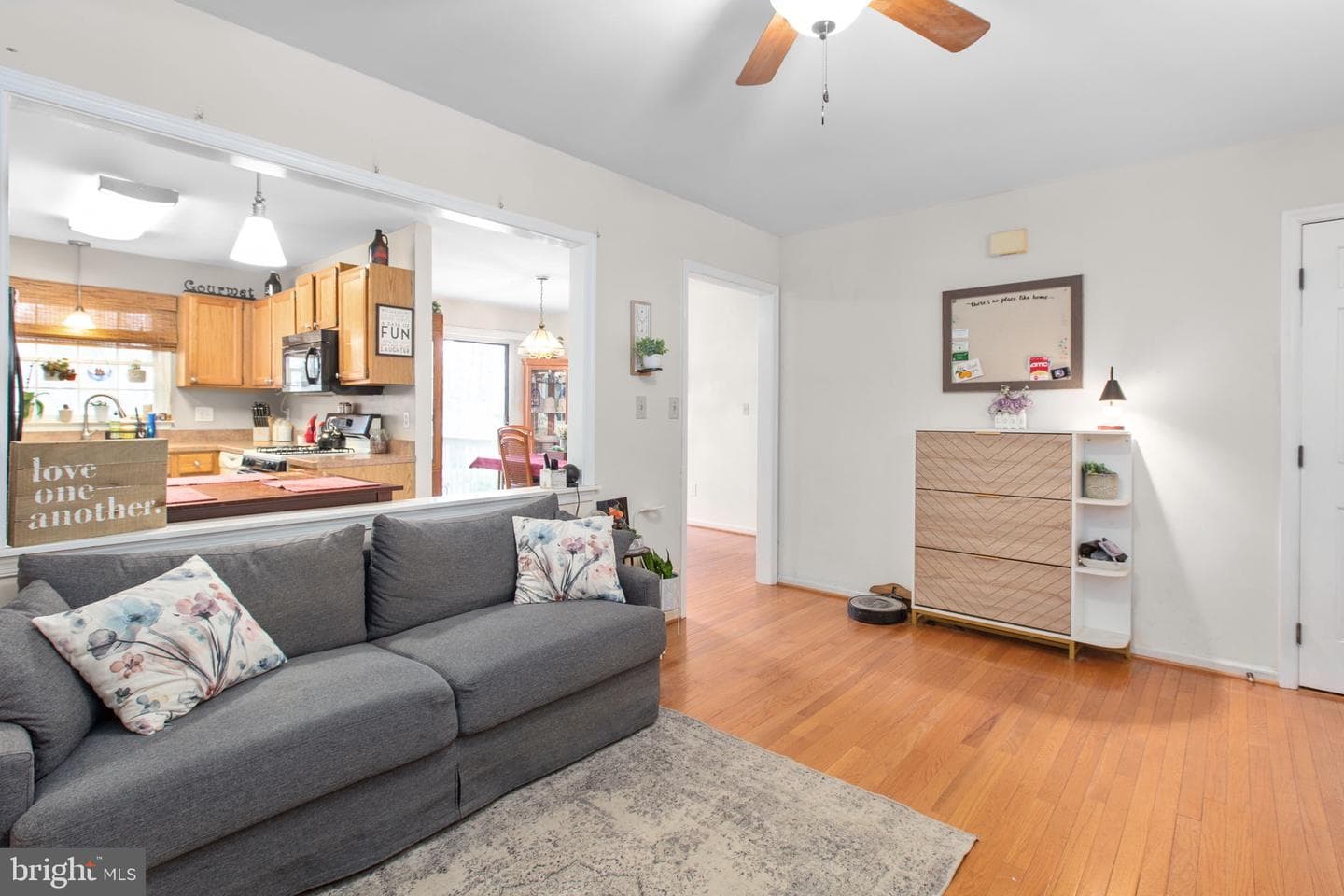 5504 Leavells Crossing Drive photo 9