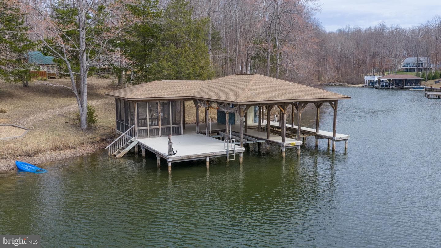 3900 Water Front Court photo 9