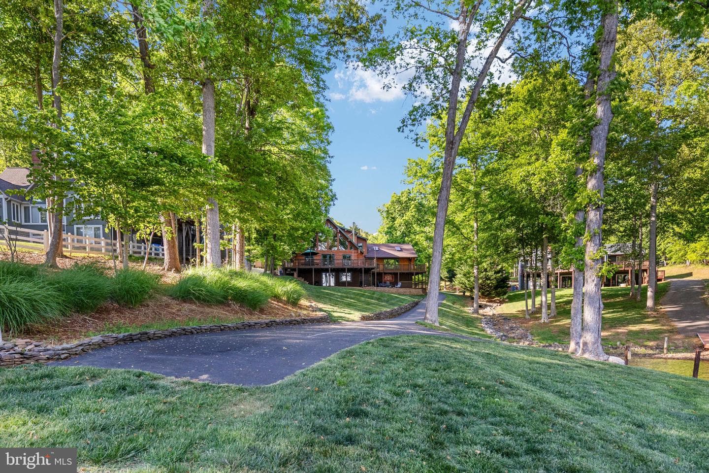 5409 Wyndemere Circle photo 76