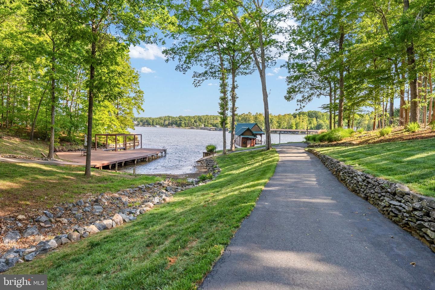 5409 Wyndemere Circle photo 78