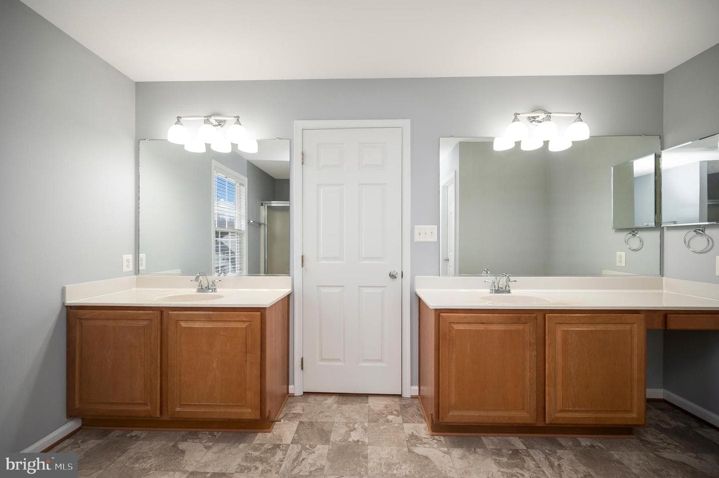 10415 N Mcclellan Drive photo 47