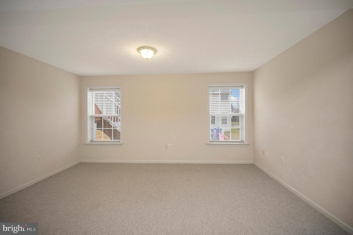 10415 N Mcclellan Drive photo 59