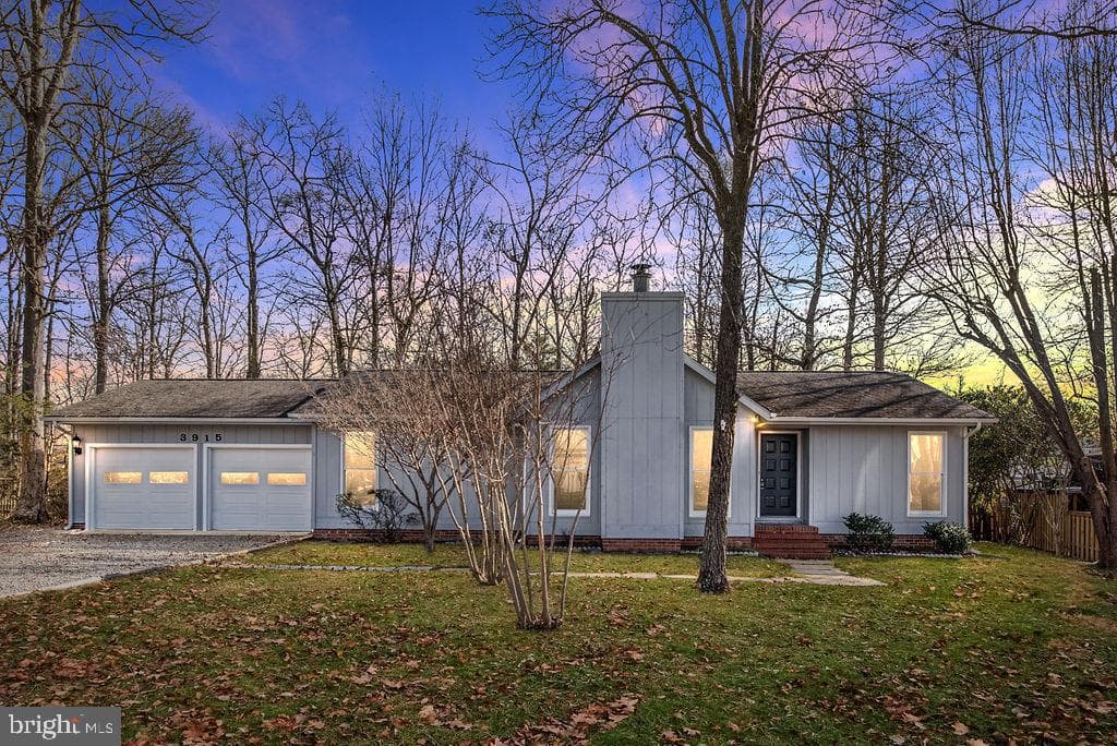 3915 Doran Road photo 1