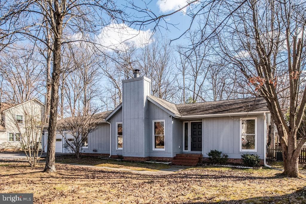 3915 Doran Road photo 2