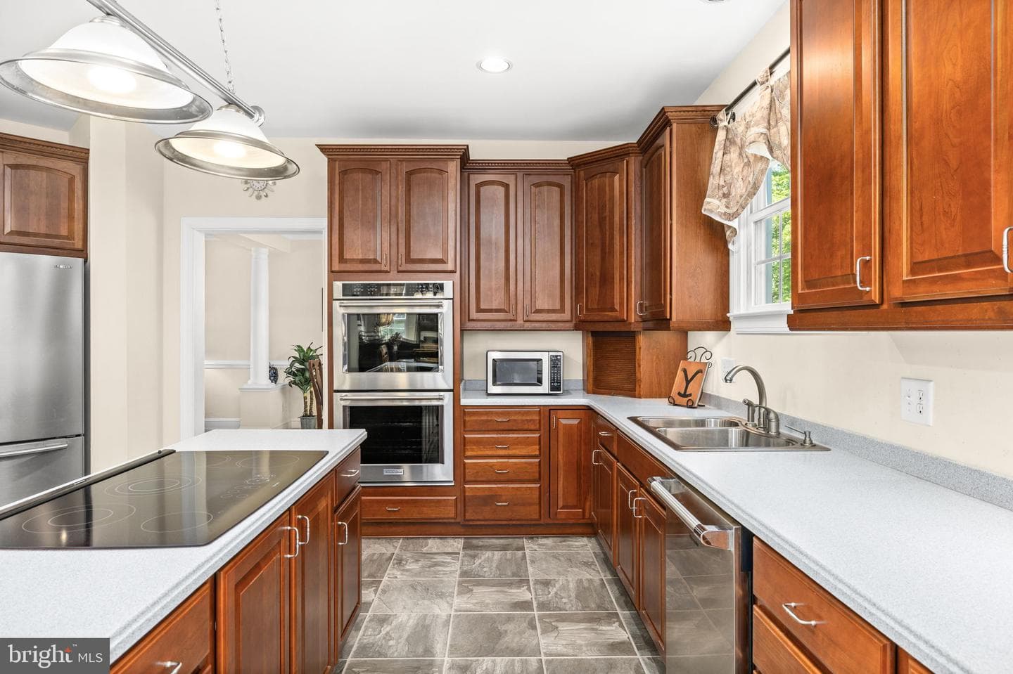9504 Trentham Trail photo 18