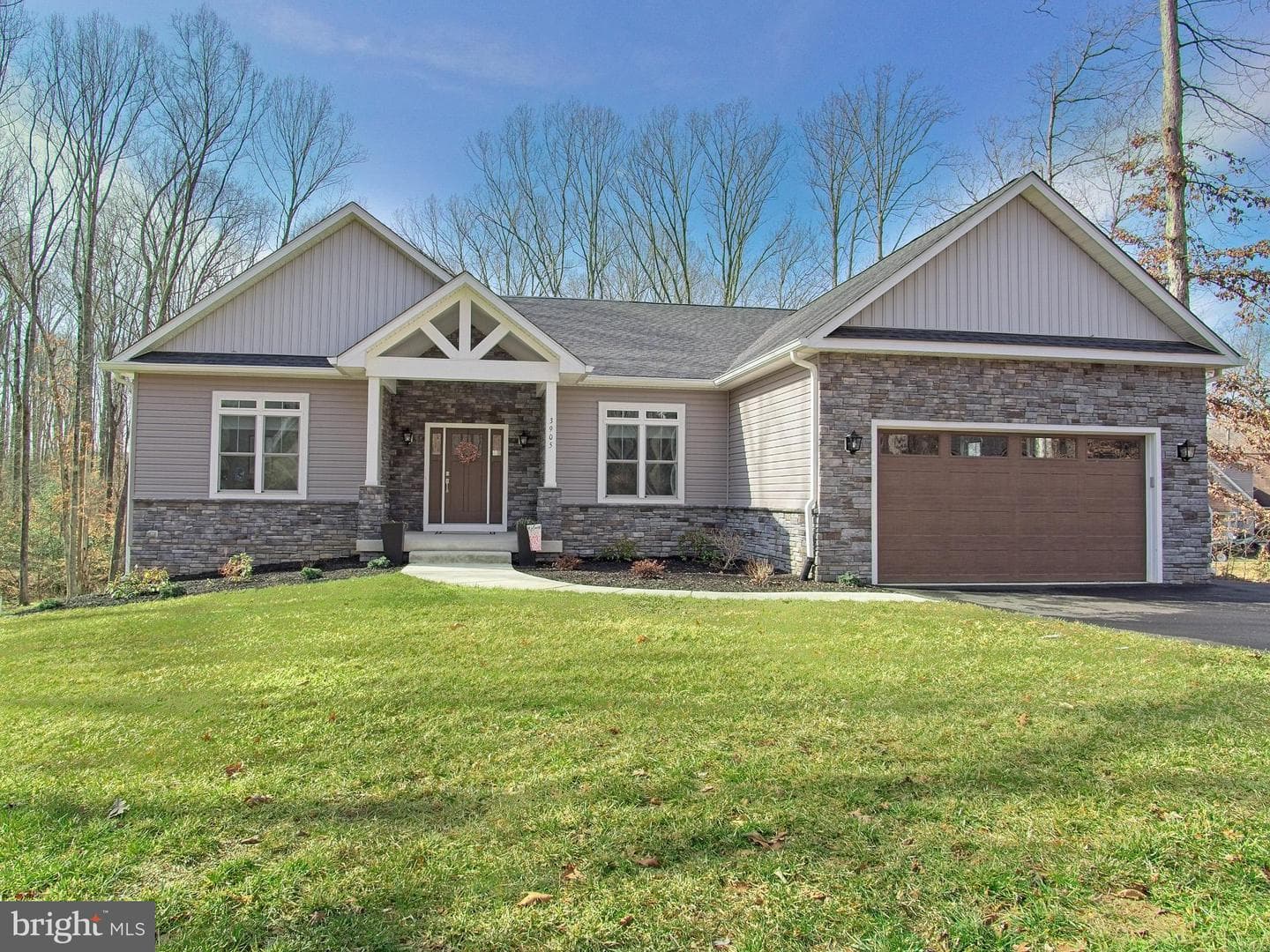 3905 Hatteras Court photo 2